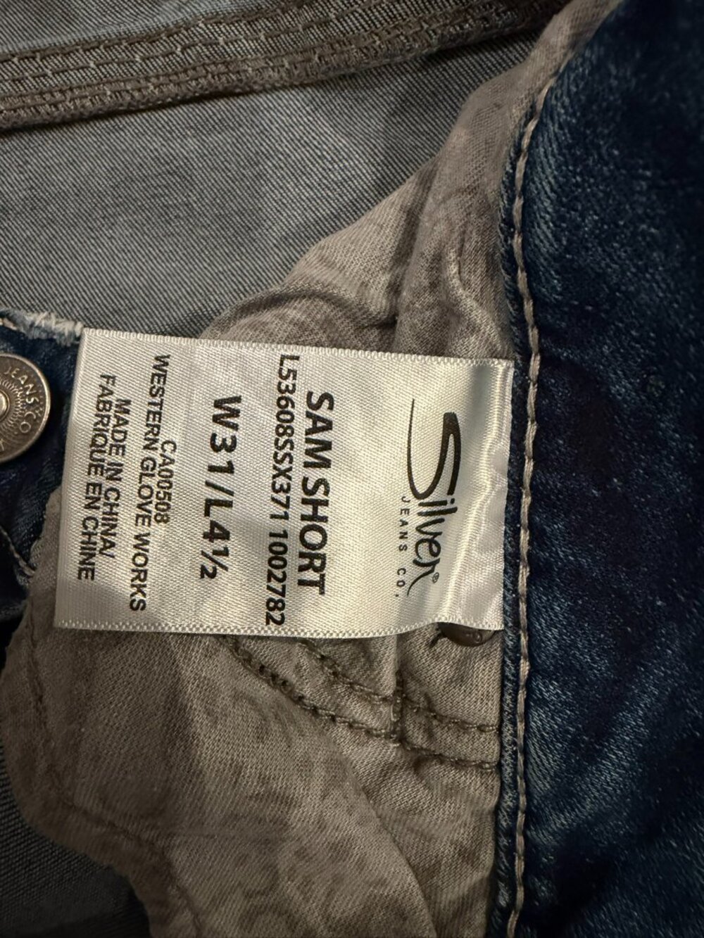 Silver Brand jean shorts - Picture 3 of 3